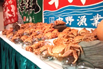 北海道といえば「海鮮三昧」だ！！ 海鮮丼などお腹いっぱいお楽しみください！※シーズンにより内容は異なります。