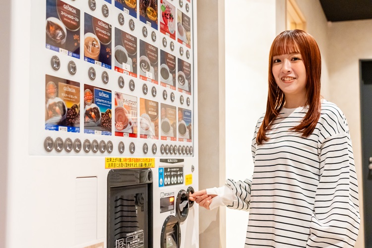 ドリンクコイン１０枚プレゼント ※校内宿舎にある自販機でご利用できます。