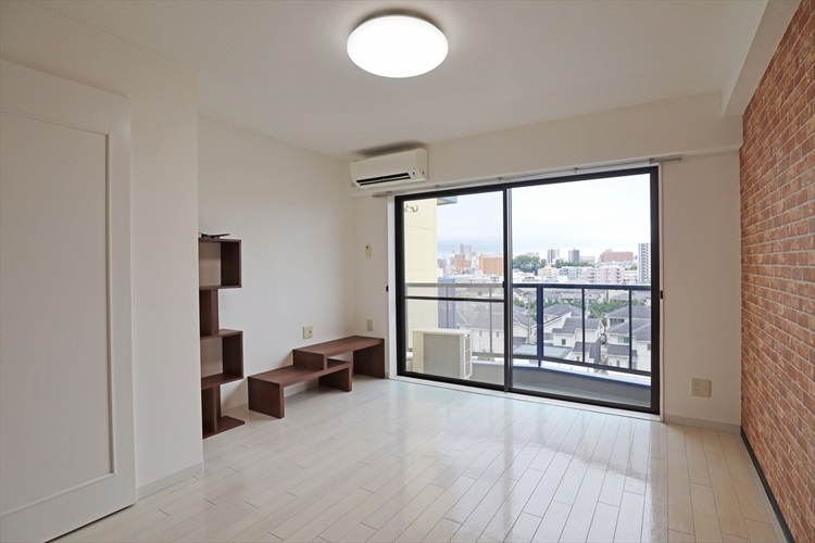 アーバンタイム（ツイン）（男性のみ）の外観・室内