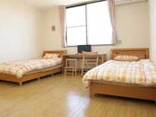 校内宿舎「雲海寮」（男女可）の外観・室内
